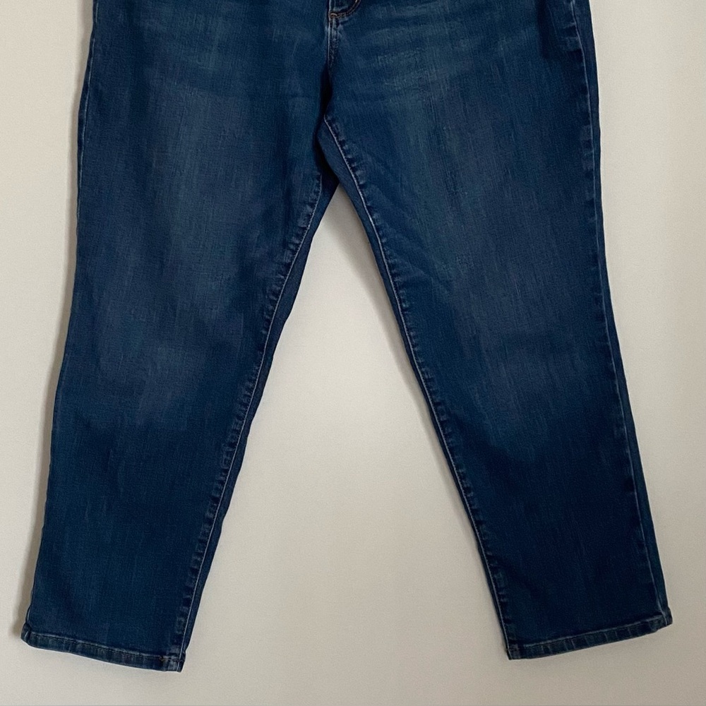 St John’s Bay Girlfriend Size 12 Petite Blue Jeans - Picture 7 of 10